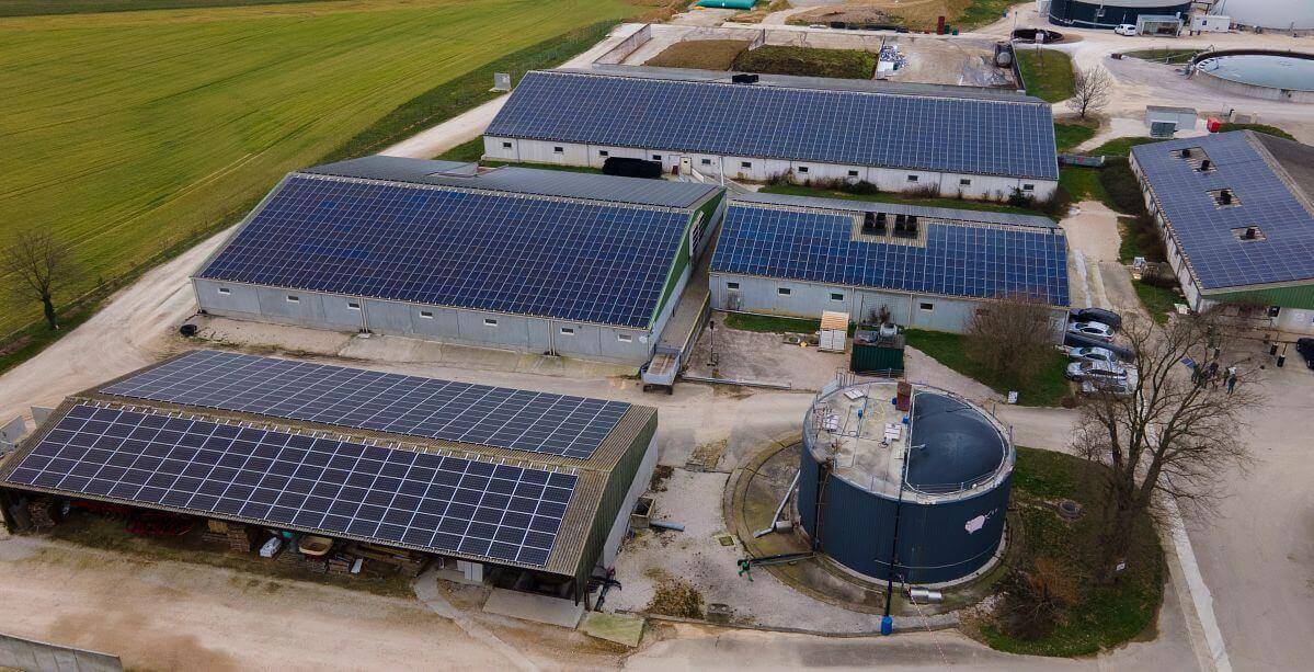 SCEA Robin’s dual-use 1MW solar installation nearby to the methane production plant